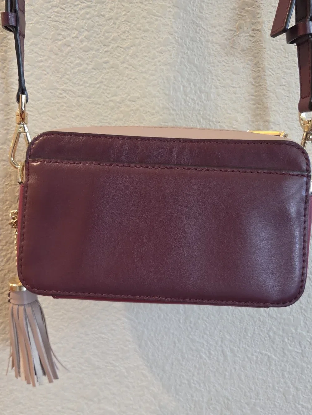 Michael Kors crossbodies sm pocket camera bag